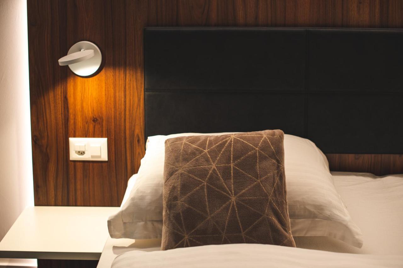 Central & Elegant Apartments,Partially With Fireplace, By Zermatt Rental Extérieur photo